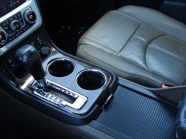 used 2015 GMC Acadia car, priced at $11,555
