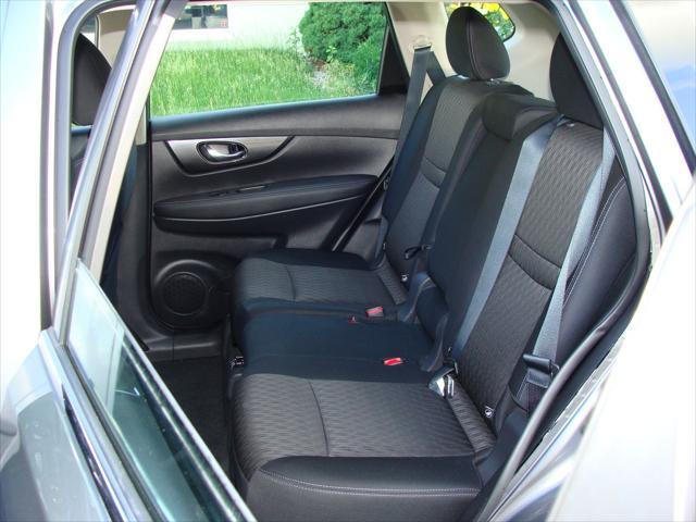used 2018 Nissan Rogue car, priced at $17,999