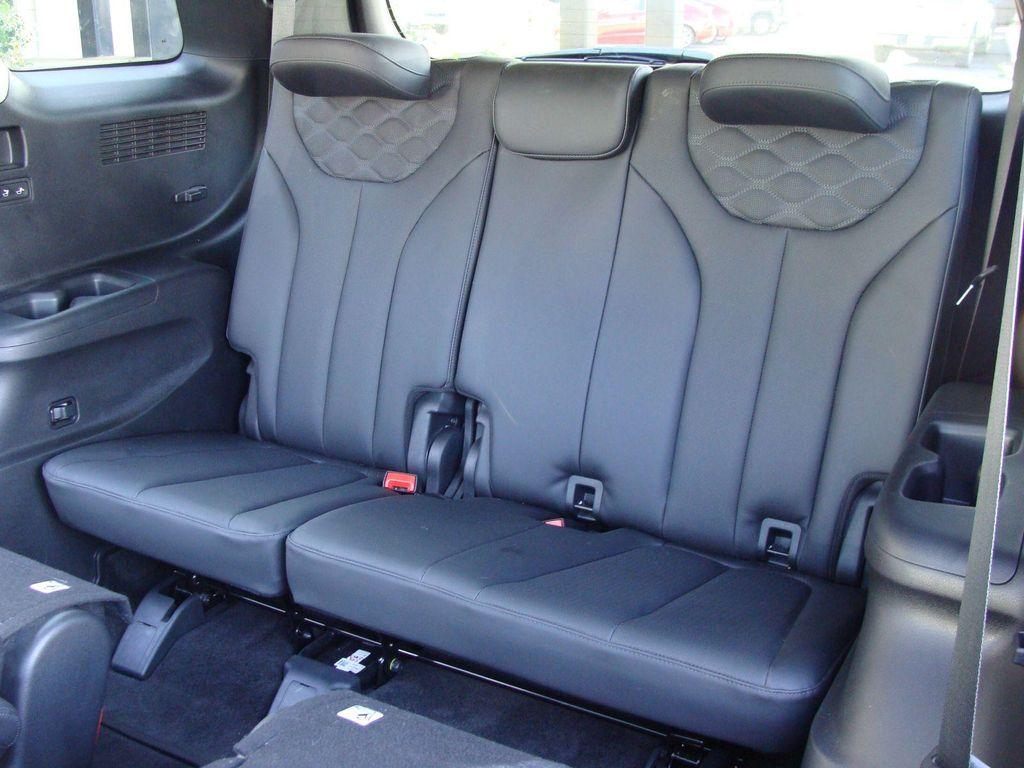 used 2022 Hyundai Palisade car, priced at $35,999