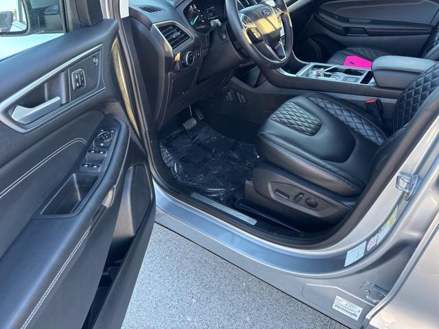 used 2024 Ford Edge car, priced at $31,994