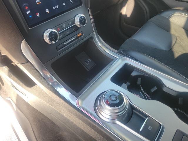 used 2022 Ford Edge car, priced at $31,992