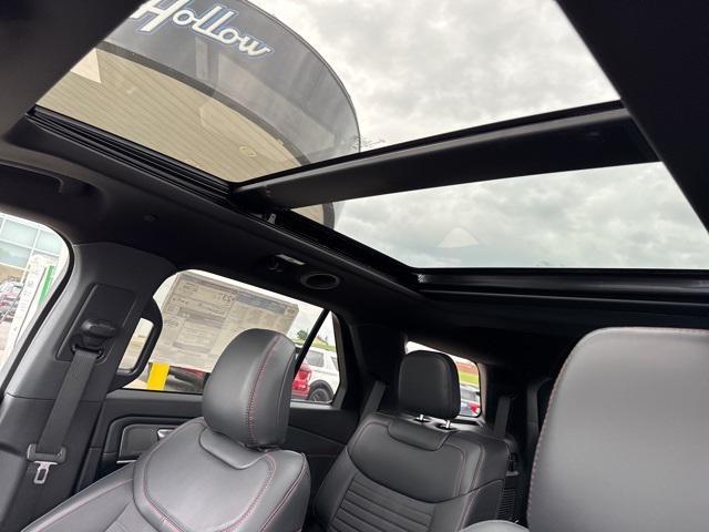new 2025 Ford Explorer car, priced at $51,114