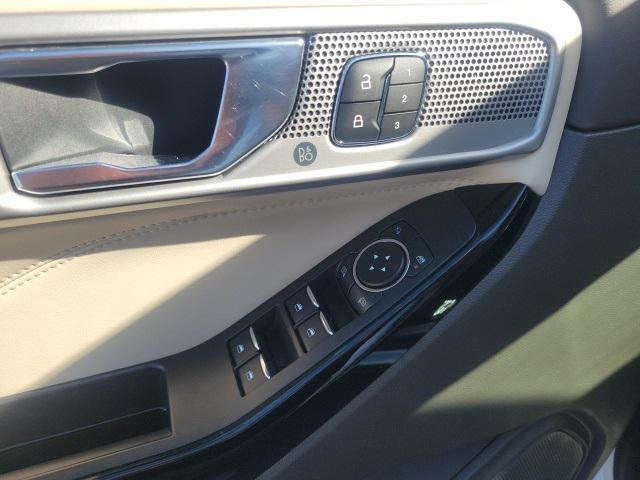 used 2023 Ford Explorer car, priced at $39,993