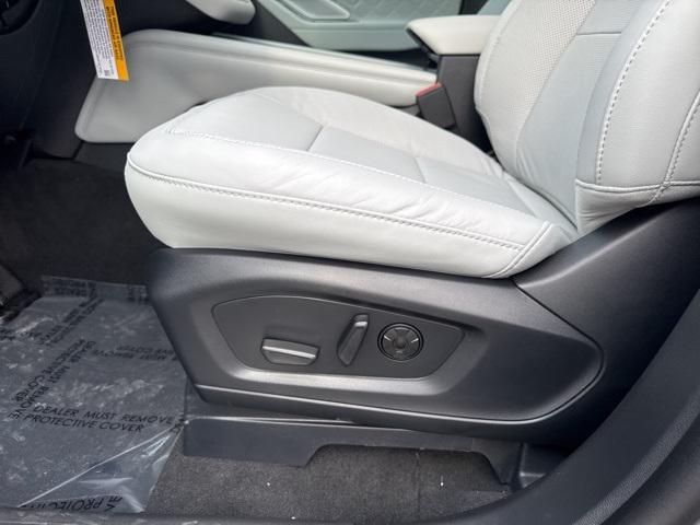 new 2025 Ford Explorer car, priced at $55,826