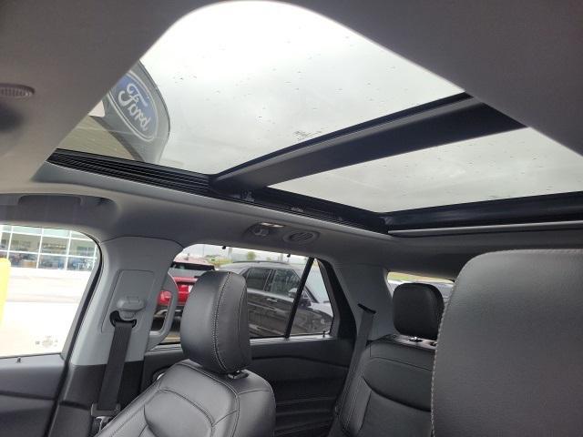 used 2022 Ford Explorer car, priced at $35,992