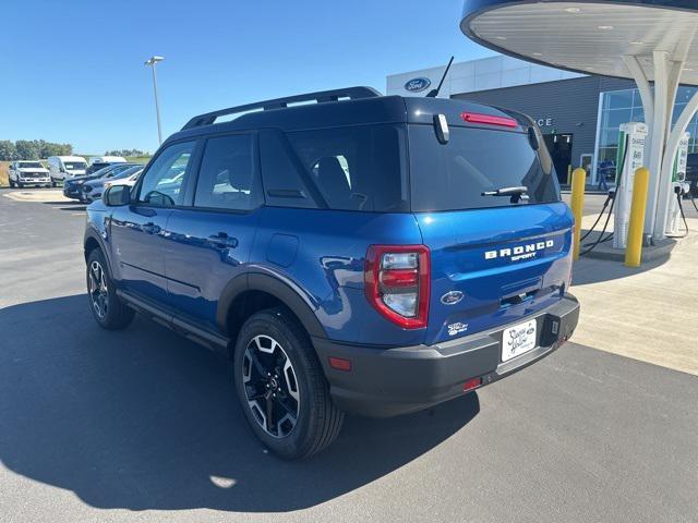 new 2024 Ford Bronco Sport car, priced at $37,402