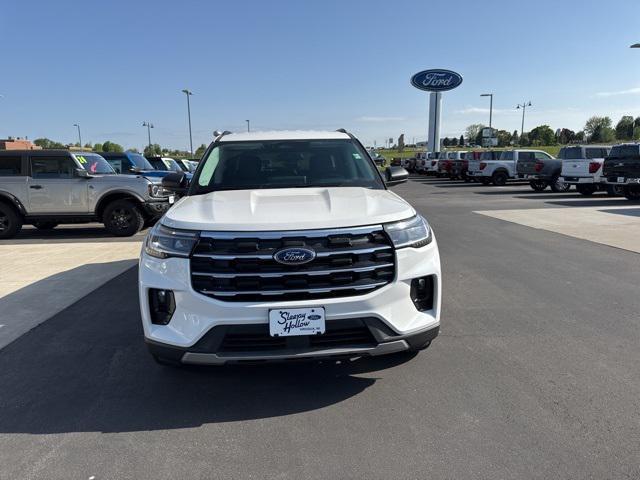new 2025 Ford Explorer car, priced at $45,596