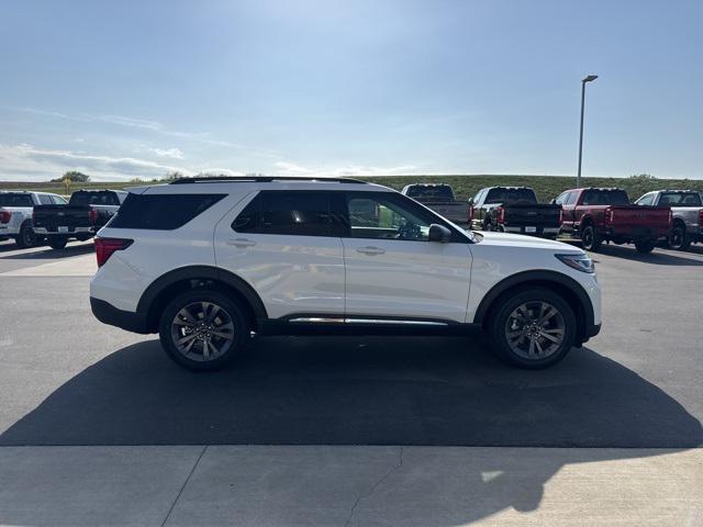 new 2025 Ford Explorer car, priced at $45,596