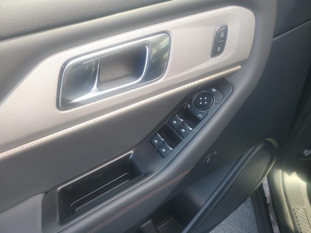 new 2025 Ford Explorer car, priced at $42,510