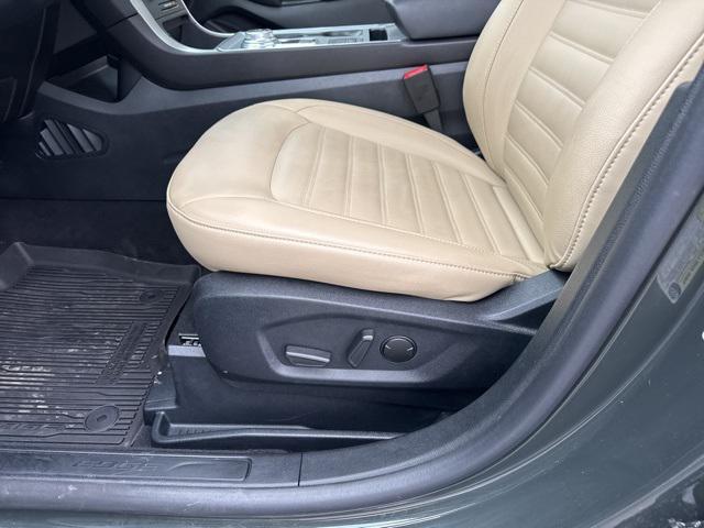 used 2022 Ford Edge car, priced at $27,992