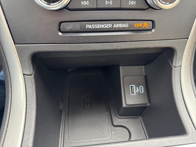used 2022 Ford Edge car, priced at $27,992