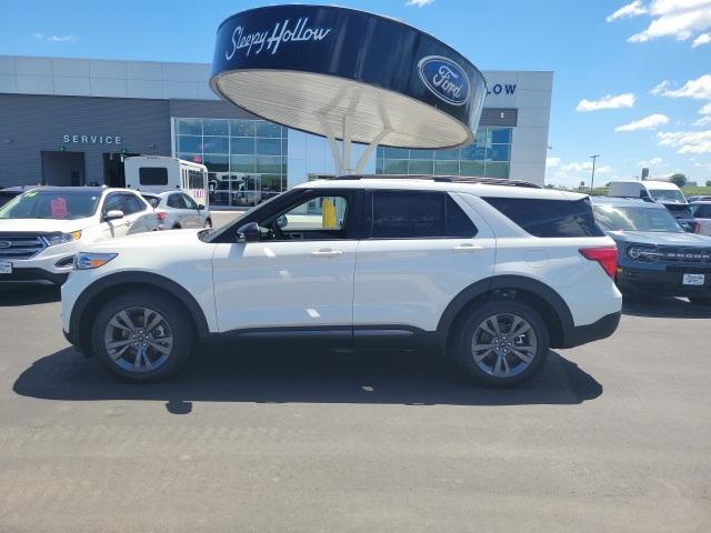 new 2024 Ford Explorer car, priced at $49,944