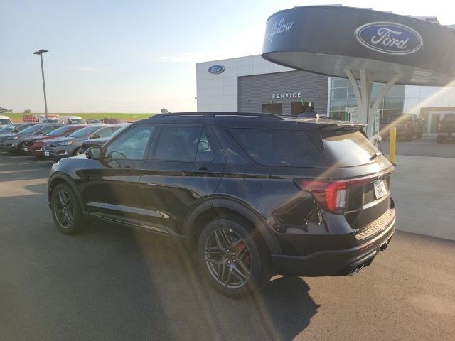 new 2025 Ford Explorer car, priced at $59,703