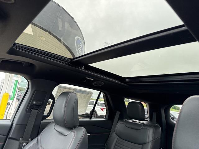 new 2025 Ford Explorer car, priced at $51,231