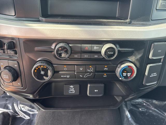new 2025 Ford F-250 car, priced at $55,498
