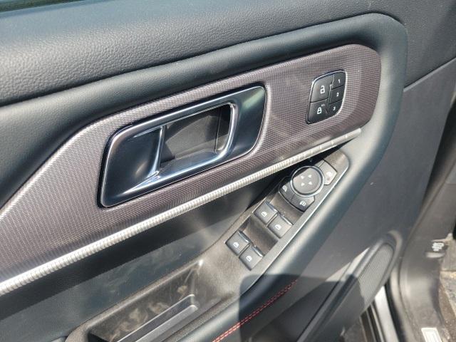 new 2025 Ford Explorer car, priced at $54,072