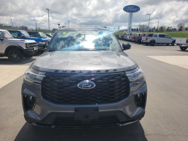 new 2025 Ford Explorer car, priced at $54,072