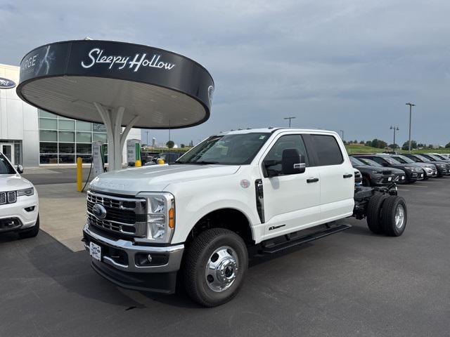 new 2025 Ford F-350 car, priced at $69,768