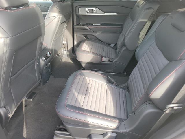 new 2025 Ford Explorer car, priced at $50,102