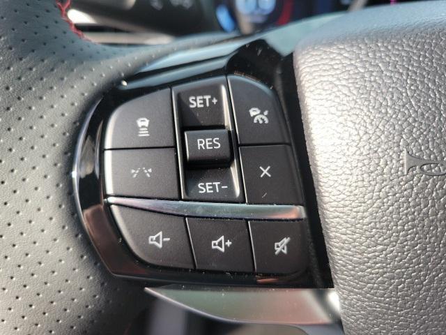 new 2025 Ford Explorer car, priced at $50,102