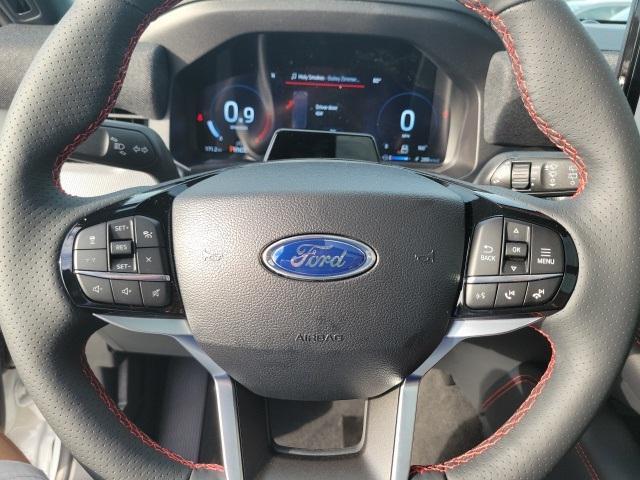 new 2025 Ford Explorer car, priced at $50,102