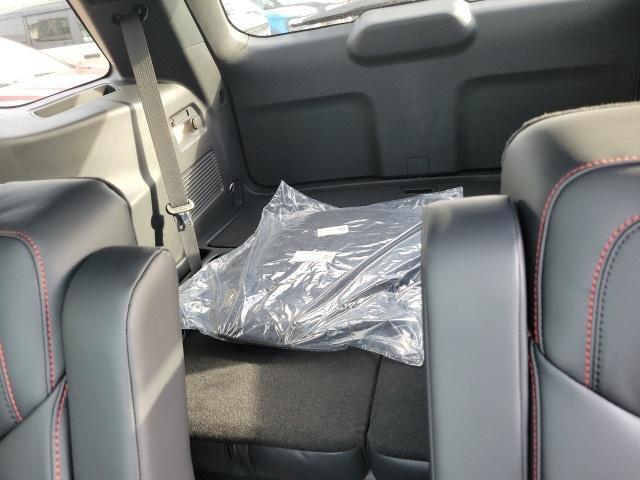 new 2025 Ford Explorer car, priced at $50,102