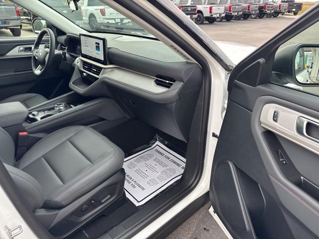 new 2025 Ford Explorer car, priced at $49,947