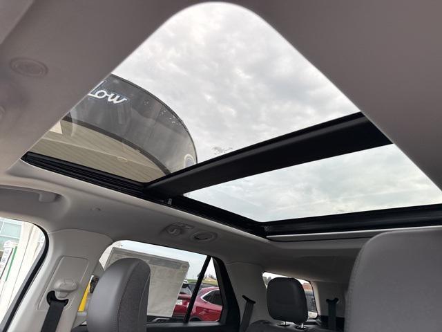 new 2025 Ford Explorer car, priced at $49,947