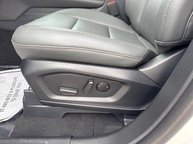 new 2025 Ford Explorer car, priced at $49,947