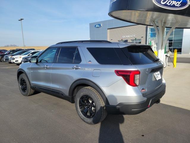 new 2024 Ford Explorer car, priced at $51,894