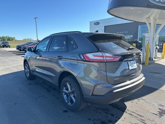 new 2024 Ford Edge car, priced at $43,155