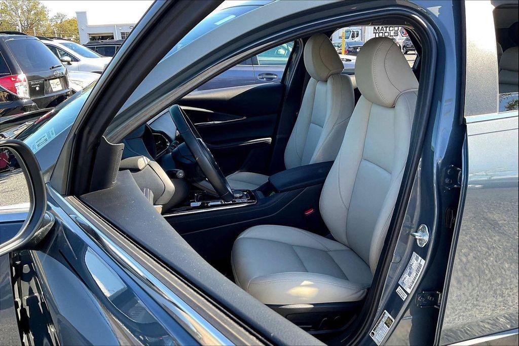 used 2022 Mazda CX-30 car, priced at $23,790