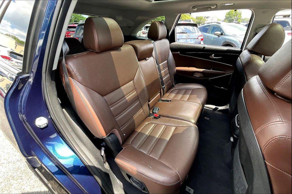used 2019 Kia Sorento car, priced at $17,790