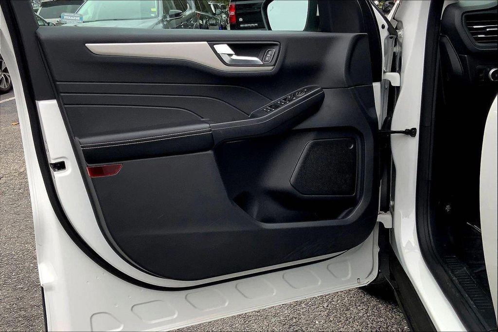 used 2022 Ford Escape car, priced at $22,490