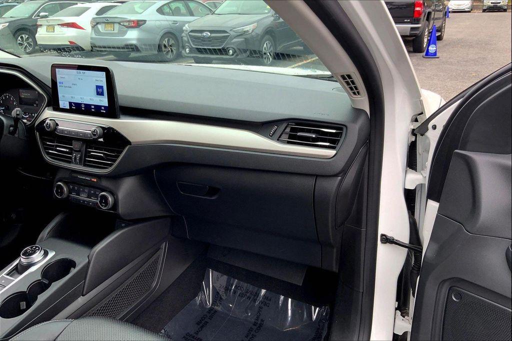 used 2022 Ford Escape car, priced at $22,490