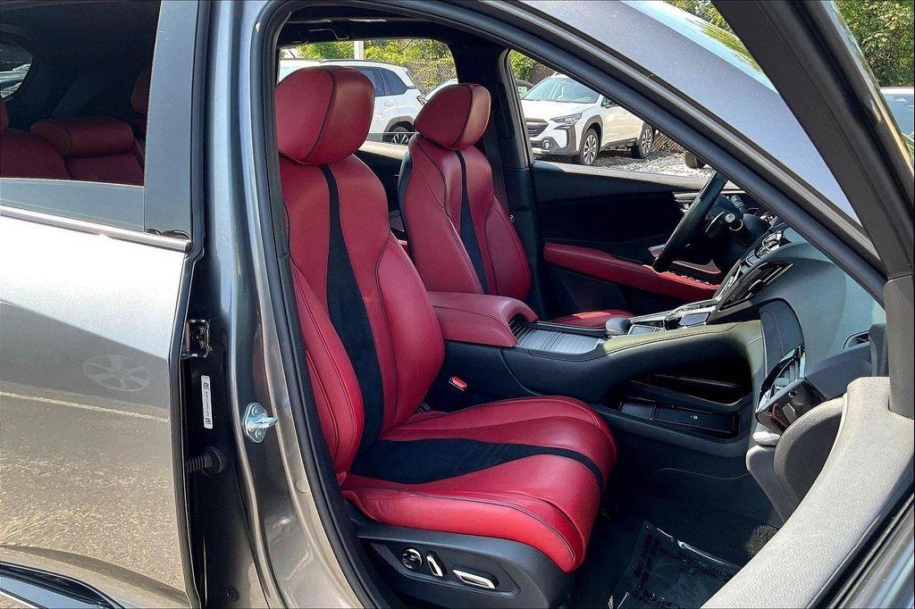 used 2023 Acura RDX car, priced at $38,490