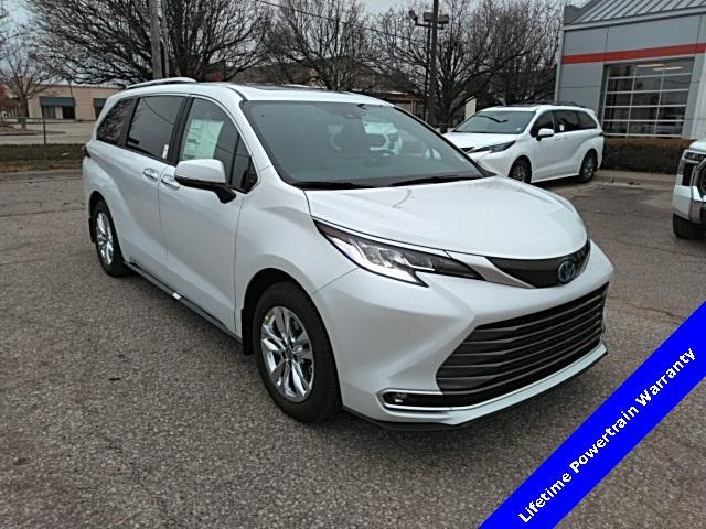 new 2025 Toyota Sienna car, priced at $53,200