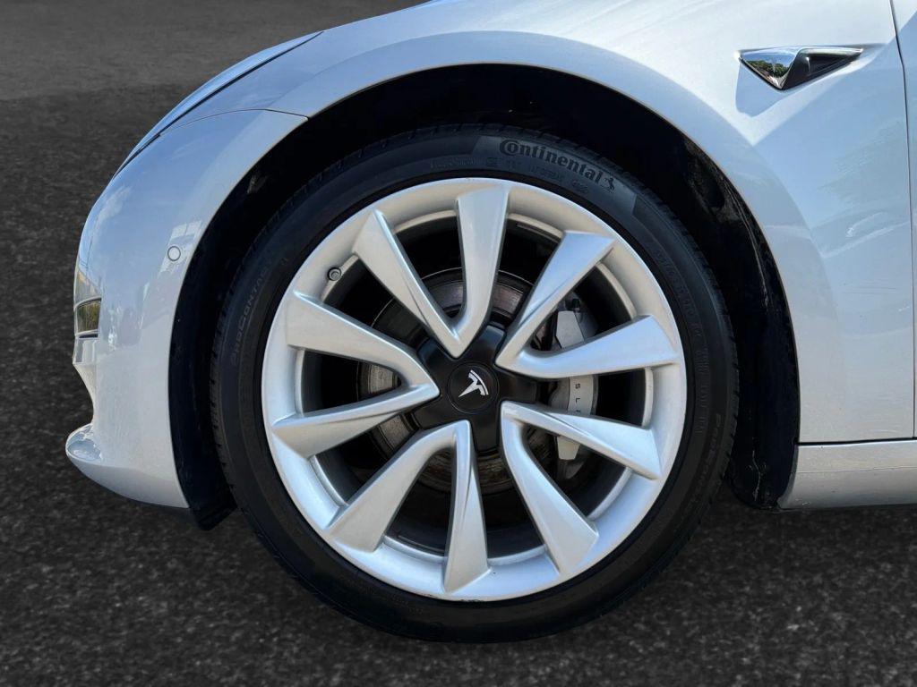 used 2018 Tesla Model 3 car, priced at $21,000