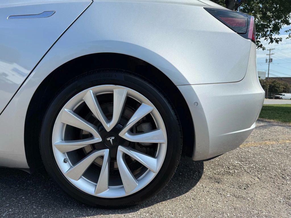 used 2018 Tesla Model 3 car, priced at $21,000