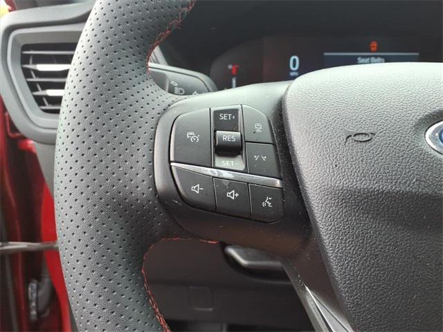 used 2023 Ford Escape car, priced at $25,817