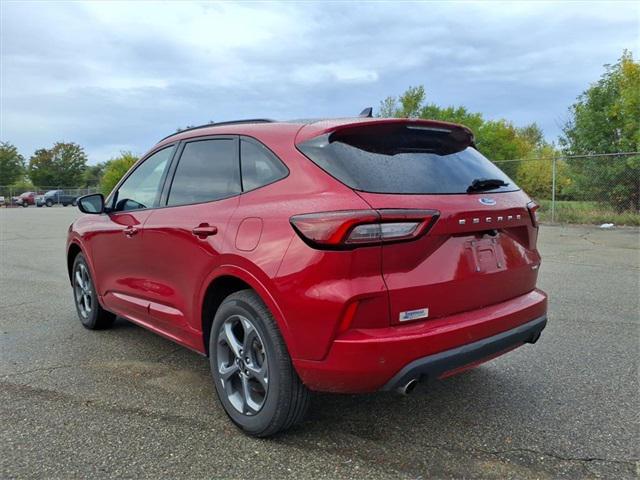 used 2023 Ford Escape car, priced at $25,817