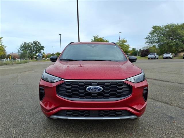 used 2023 Ford Escape car, priced at $25,817