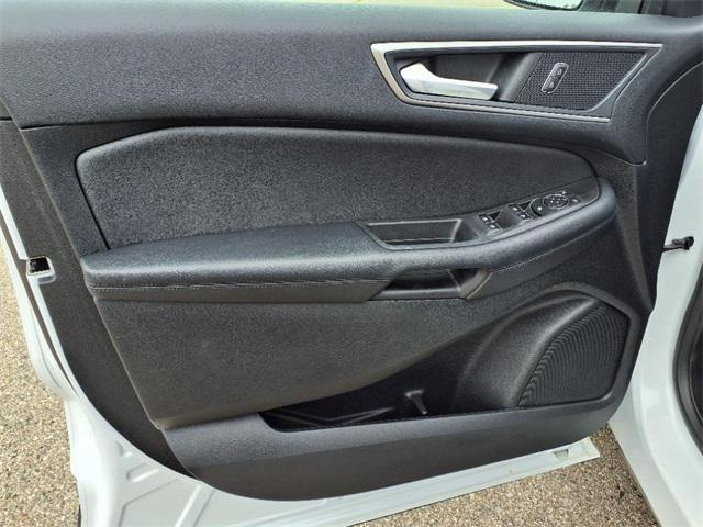 used 2022 Ford Edge car, priced at $25,595
