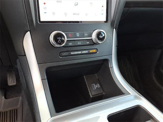used 2024 Ford Edge car, priced at $28,995