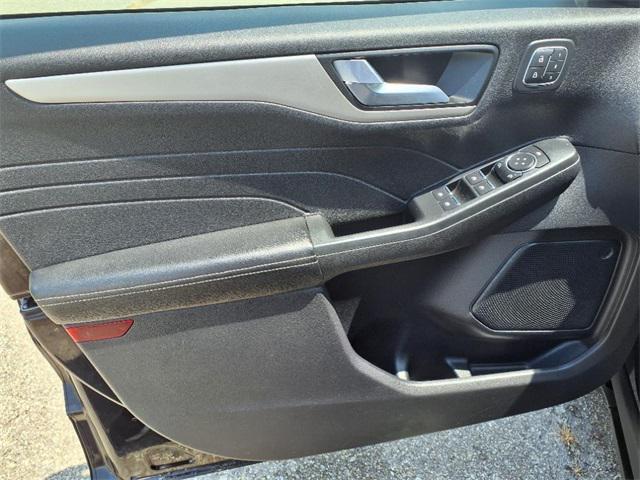used 2022 Ford Escape car, priced at $20,495