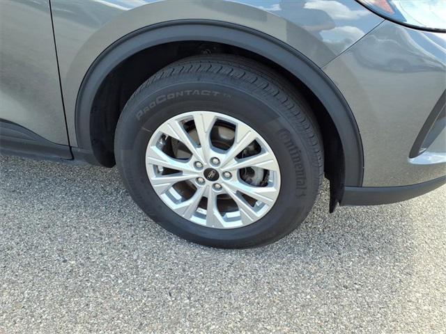 used 2023 Ford Escape car, priced at $24,599