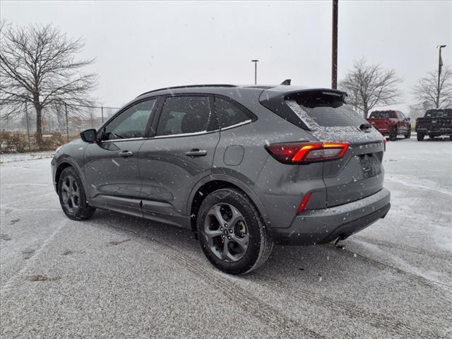 used 2023 Ford Escape car, priced at $22,500