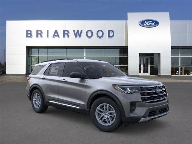 new 2025 Ford Explorer car, priced at $40,723