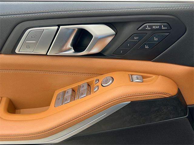 used 2022 BMW X7 car, priced at $40,000