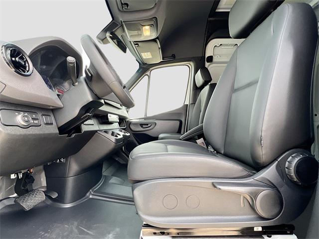 new 2025 Mercedes-Benz Sprinter 2500 car, priced at $56,812